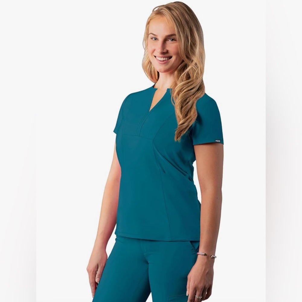S12 NWT Adar Addition Notched V-Neck‎ Scrub Top - Size: